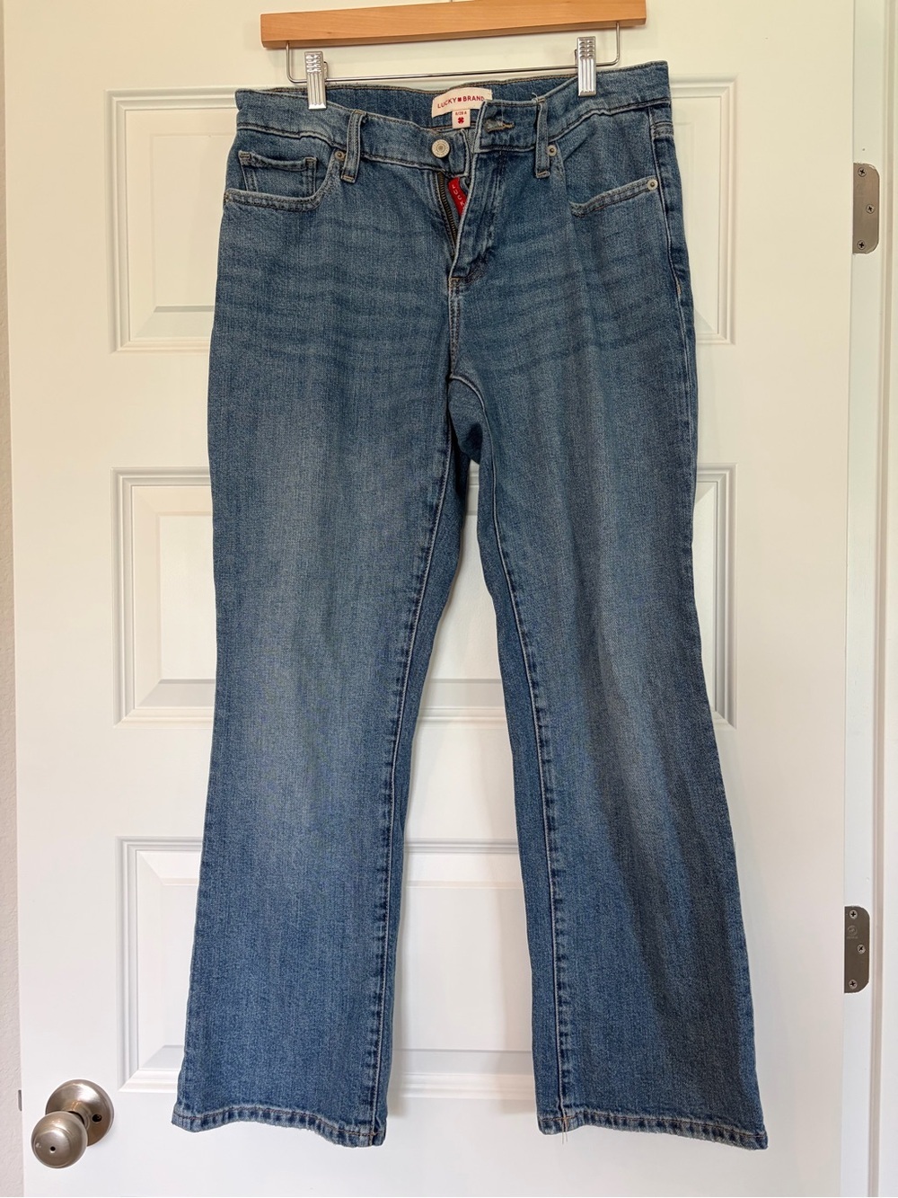 Lucky Brand Women's Medium Blue Flare Jeans 6/28